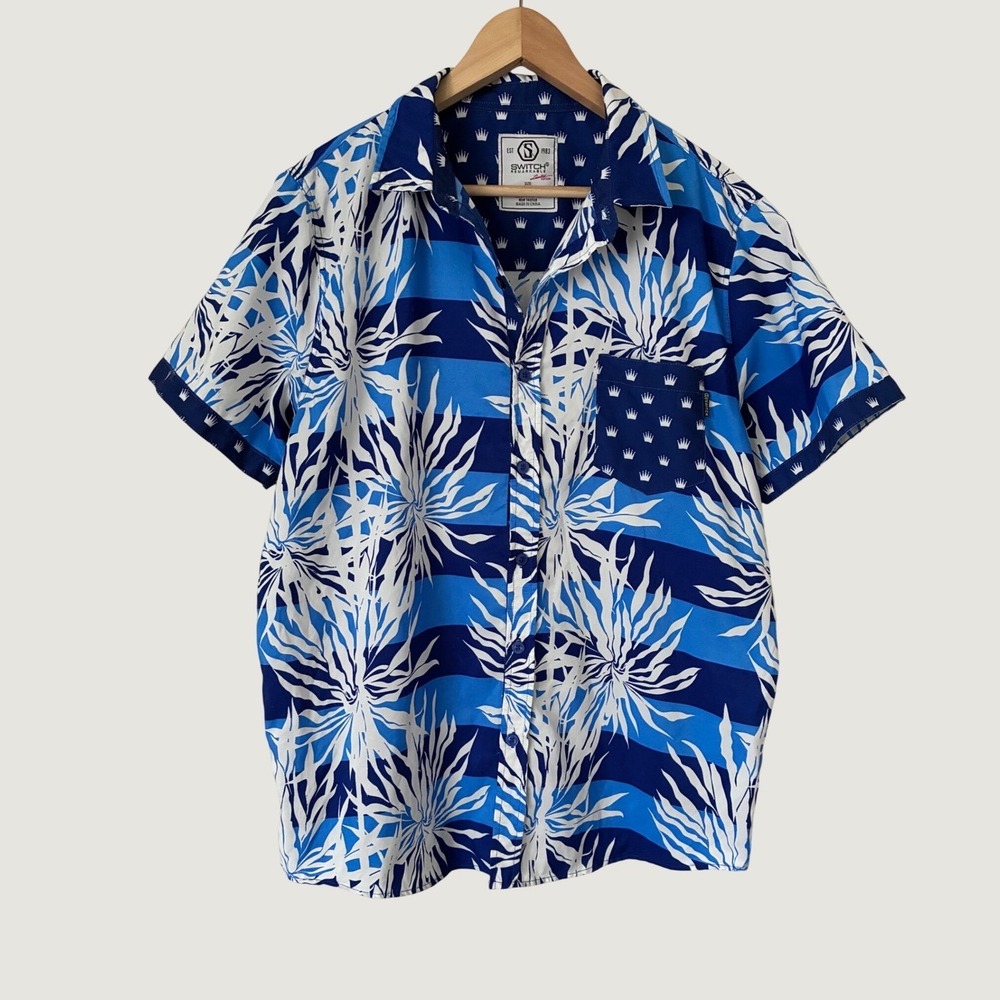 Switch Remarkable Mens Blue Tropical Palm Crown Print Button Down Shirt Large